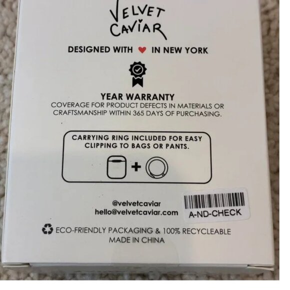 NEW Velvet Caviar Cashmere Taupe Airpods Case Holder - Picture 5 of 6